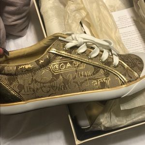 NEVER WORN Coach sneakers!